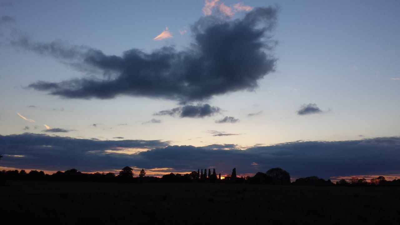 building exterior, built structure, architecture, sky, house, sunset, silhouette, landscape, cloud - sky, residential structure, dusk, scenics, residential building, tree, field, beauty in nature, nature, tranquility, tranquil scene, cloud