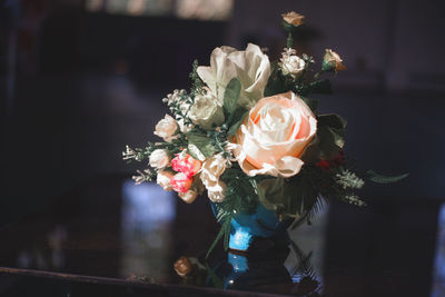 Close-up of rose bouquet in vase
