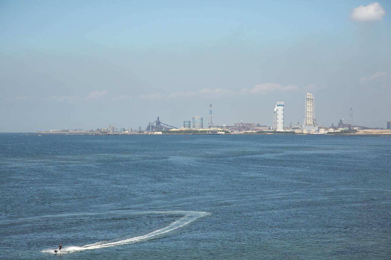 sea, waterfront, industry, water, sky, day, no people, transportation, outdoors, architecture, nautical vessel, nature, city, cityscape