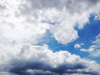Low angle view of cloudy sky