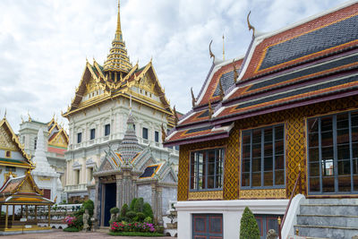 Chakri maha prasat hall in the grand palace in bangkok, thailand.