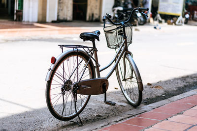 Bicycle parked on footpath