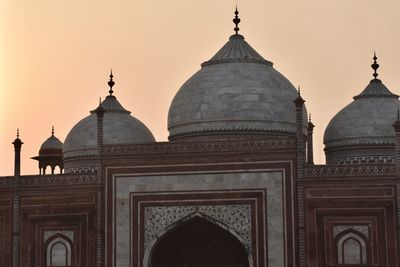 Low angle view of western gate at taj