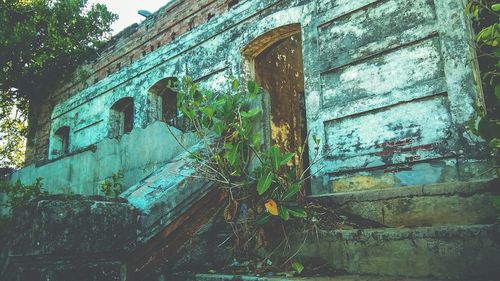 Abandoned building