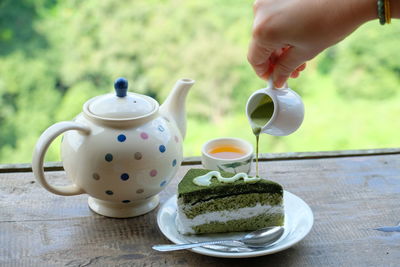 Fragrant green tea cake and hot tea