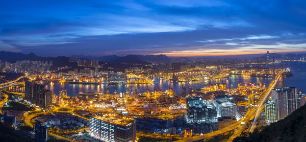 Stonecutters bridge and container port 