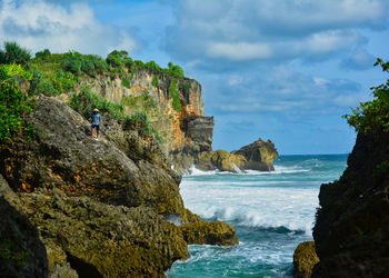 Scenic view of sea against sky