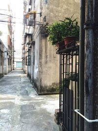 Narrow alley in city