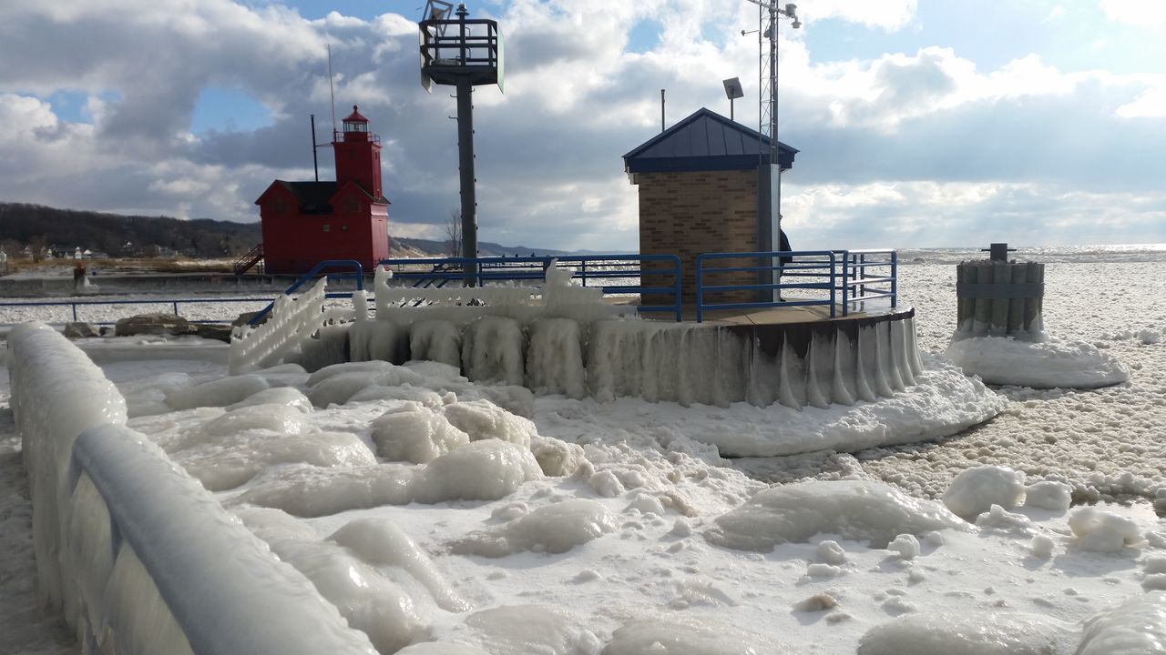 Holland pier