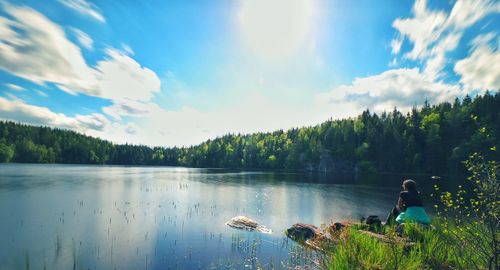 Panoramic view of lake against sky