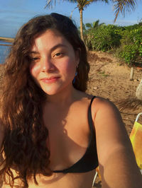 Portrait of a smiling young woman