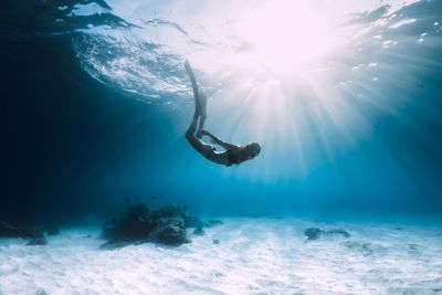 Woman freediver