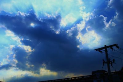 Low angle view of cloudy sky