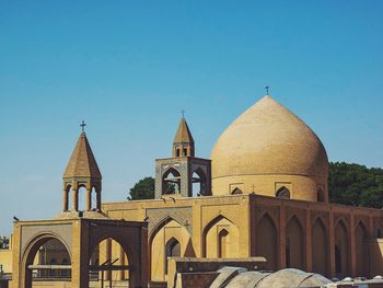 Exterior of vank cathedral against clear blue sky