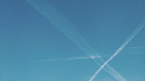 Low angle view of vapor trail in sky