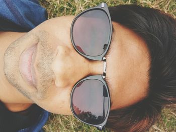 Woman wearing sunglasses