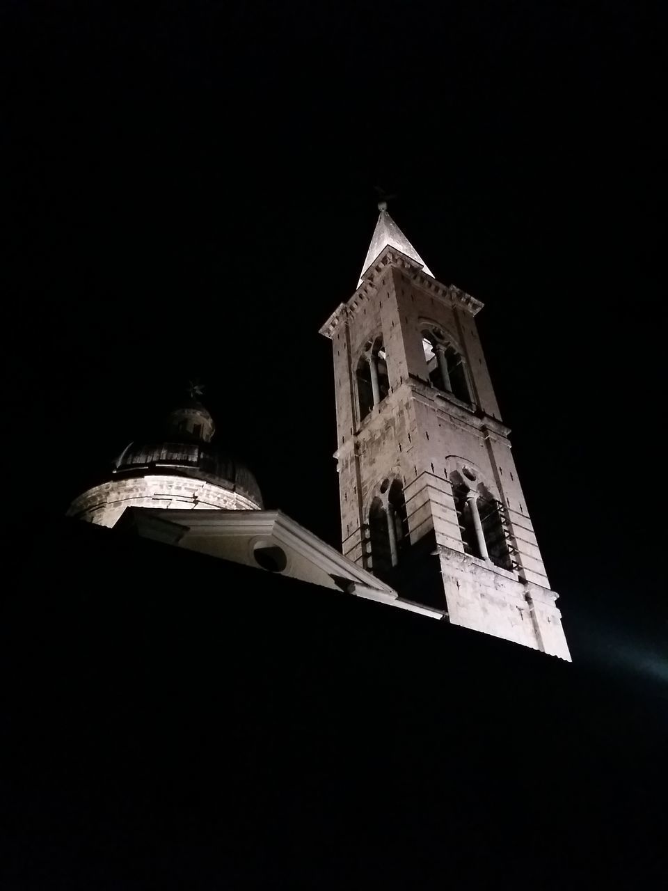 LOW ANGLE VIEW OF CHURCH AGAINST SKY AT NIGHT