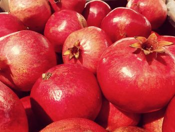 Full frame shot of apples for sale at market stall