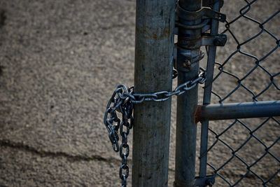 Close-up of rusty chain