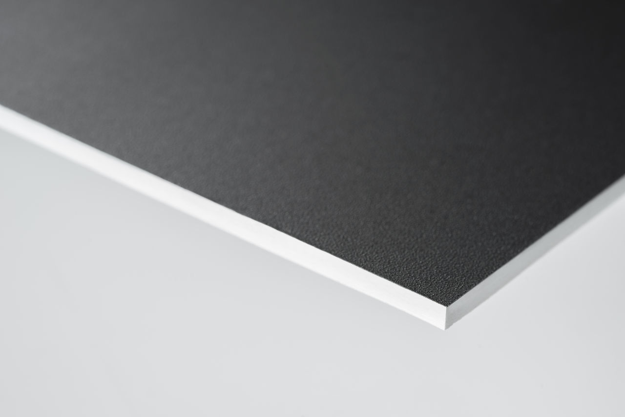 HIGH ANGLE VIEW OF PAPER ON WHITE BACKGROUND