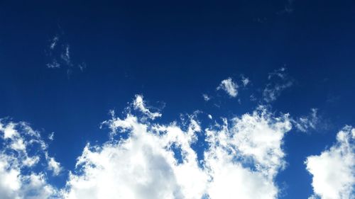 Low angle view of cloudy sky