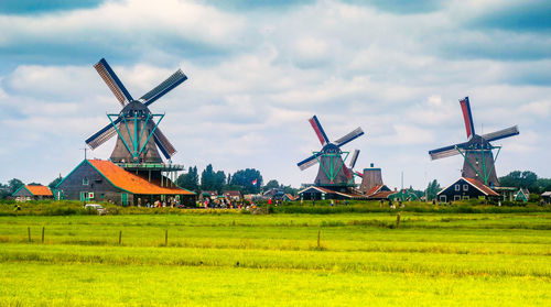Traditional dutch windmills and cottages in zaanse schans, netherland