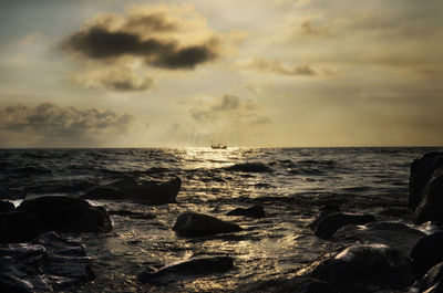 Scenic view of sea against sky