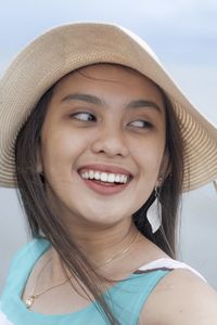 Portrait of smiling young woman