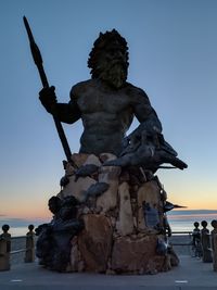 Statue of sea