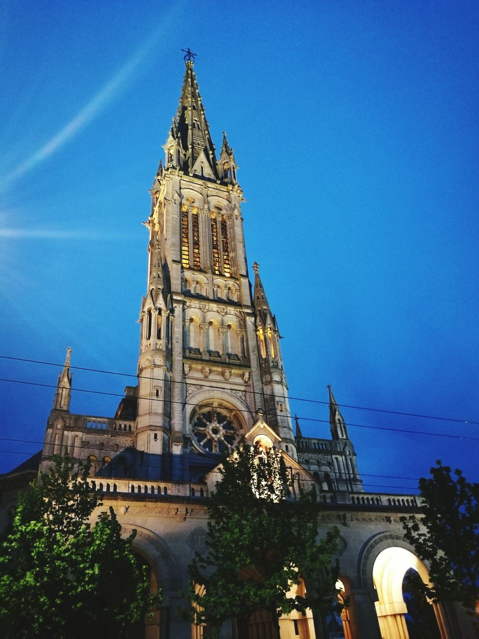 LOW ANGLE VIEW OF CHURCH AGAINST SKY