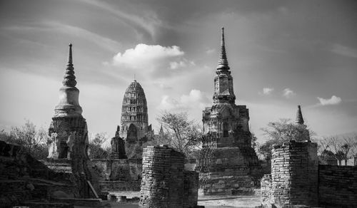 The 4 style of pagoda in ayuttaya period in thailand