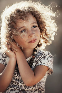 Portrait of a smiling woman