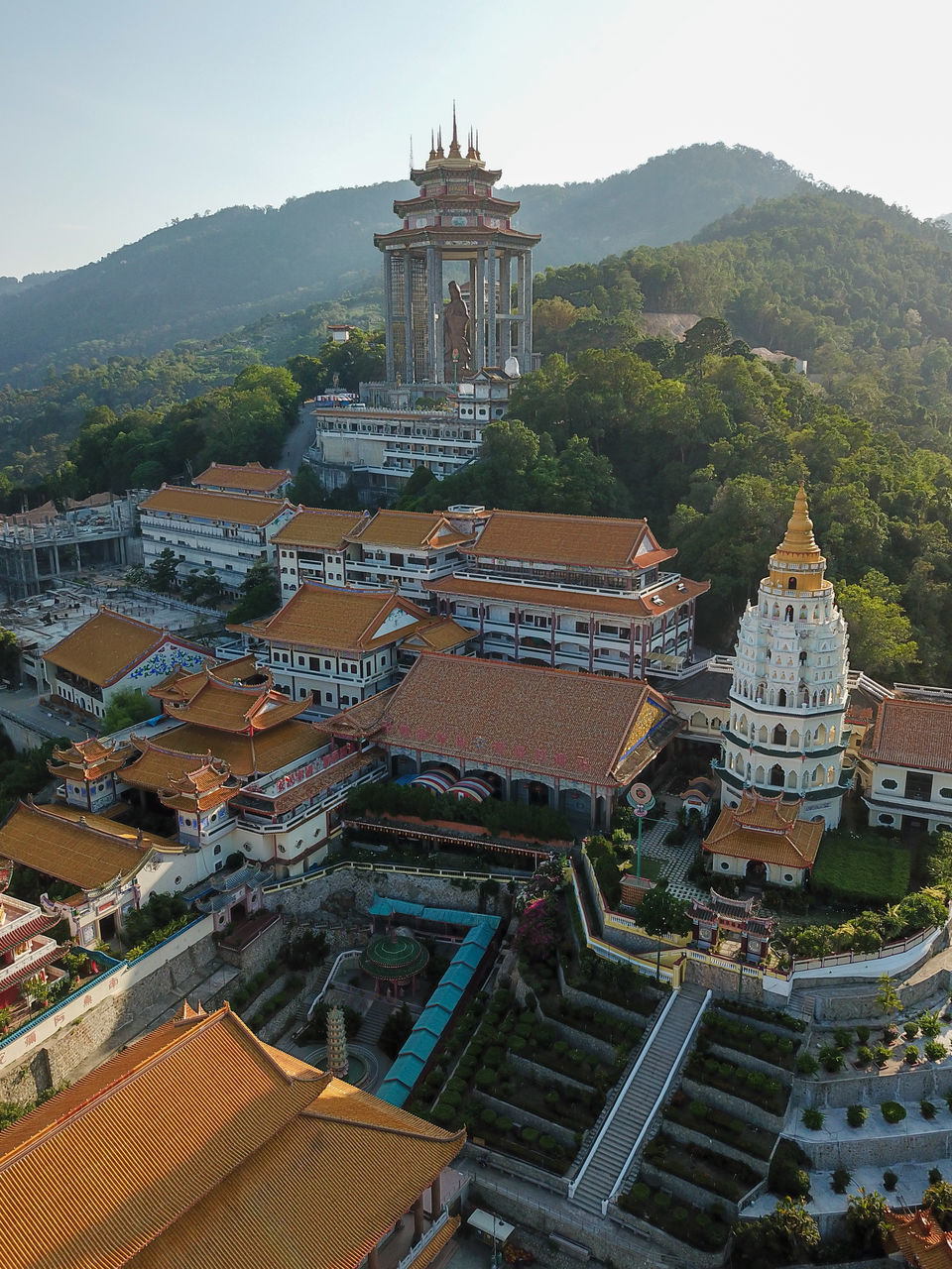 HIGH ANGLE VIEW OF TEMPLE BUILDING