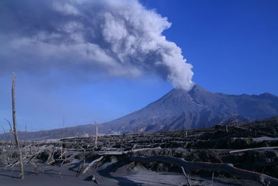 Eruption of mount merapi in yogyakarta indonesia, november 2010