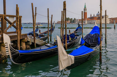 Boats in grand canal