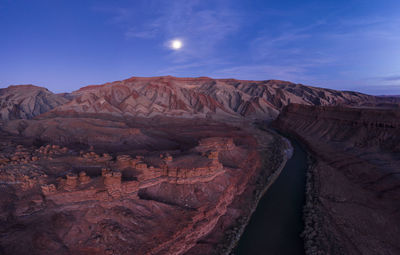 The raplee anticline, unique geology aerial in southern utah at dusk