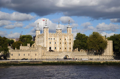 View of fort against cloudy sky