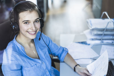 Portrait of a smiling young woman