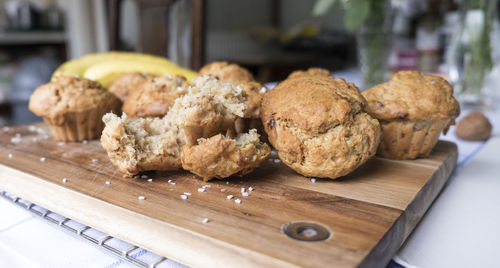 Close-up of bread on cutting board