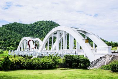 Arch bridge against sky