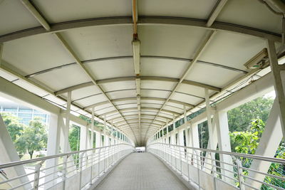 Corridor of bridge