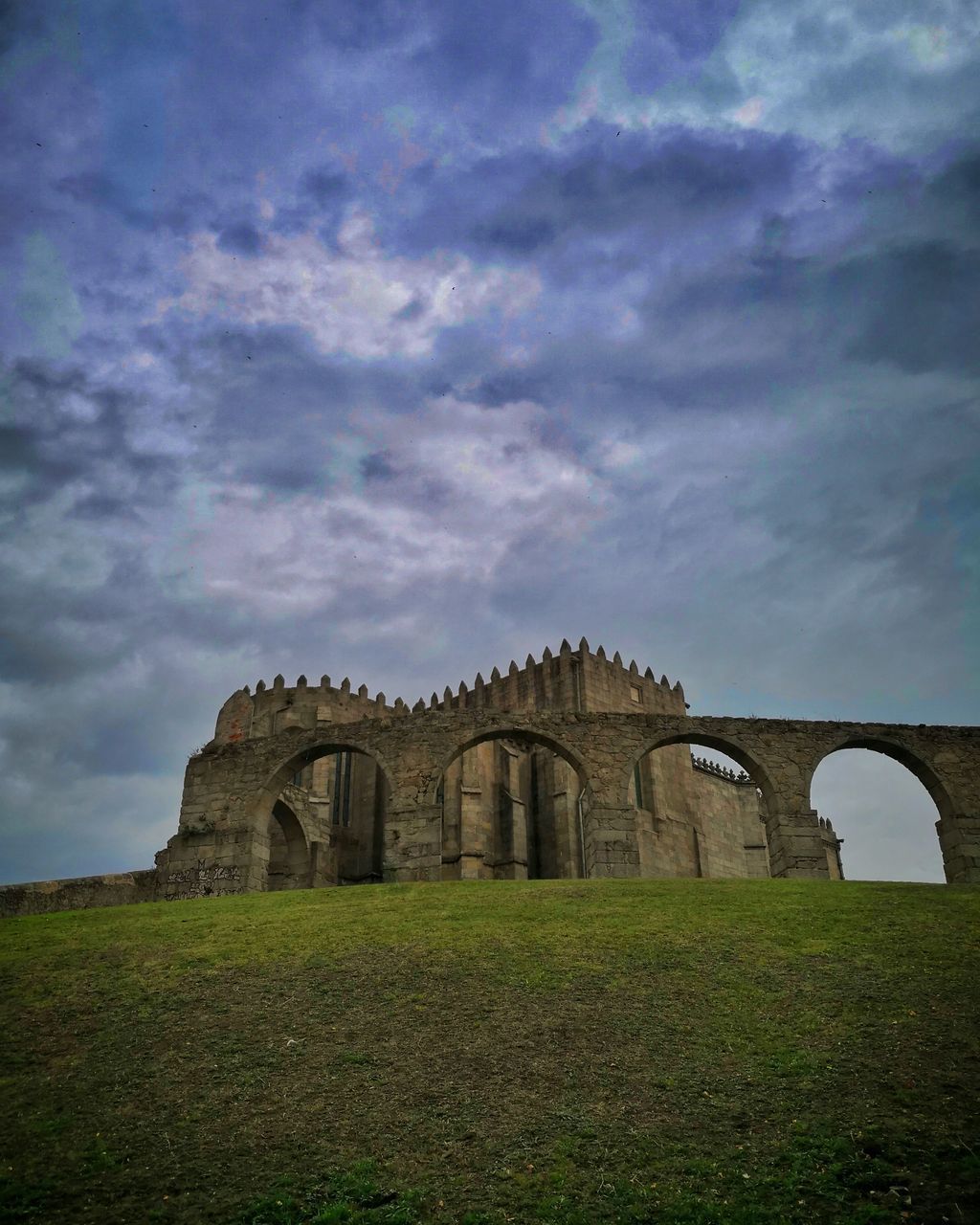 VIEW OF OLD RUIN BUILDING