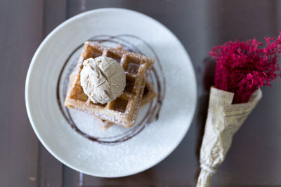 Close-up of cake in plate on table