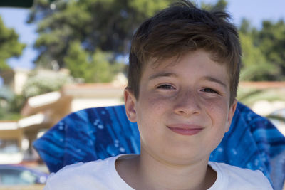 Portrait of cute boy outdoors