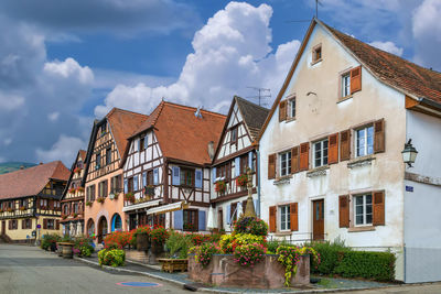 Market square with historical houses in dambach la ville, alsace, france