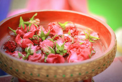 Close-up of strawberries in bowl