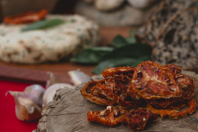 Dry tomatoes and vegan cheese