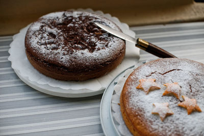 Close-up of cake in plate on table