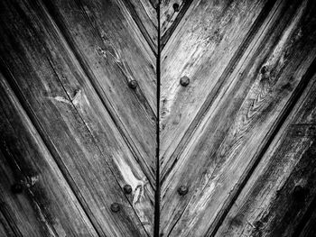 Full frame shot of weathered wooden plank