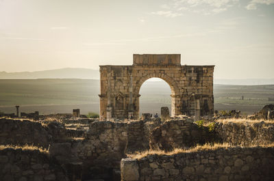 View of old ruin building against sky